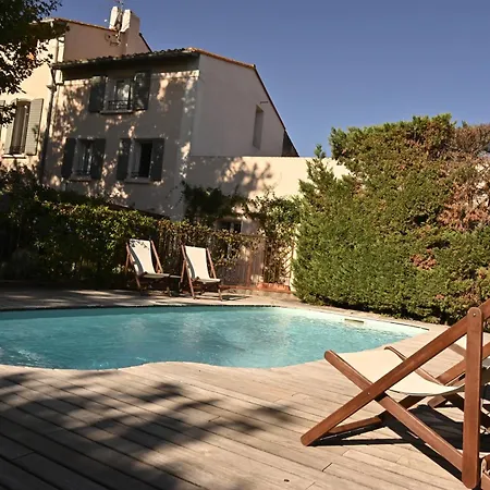 Bastide Le Petit Clos - Les 2 Hébergement de vacances *