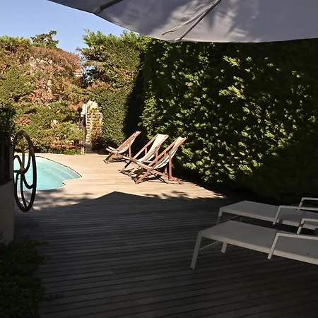 Bastide Le Petit Clos - Les 2 *